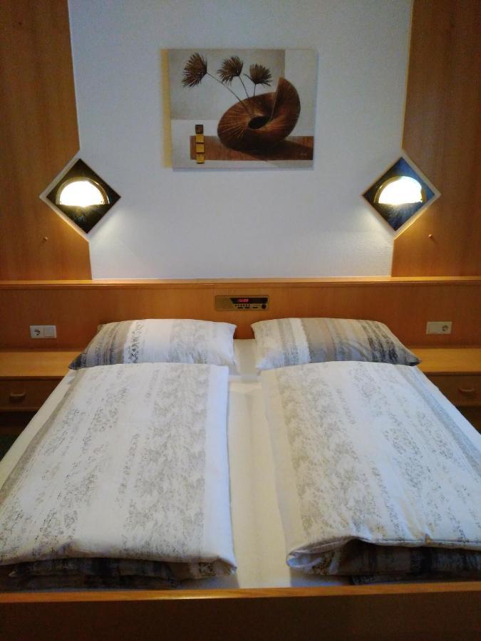 Bed and Breakfast Haus Edelweiss Йерценс Экстерьер фото